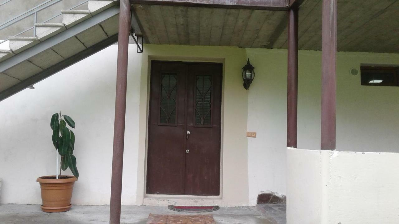 Mti House Hotel Kvesheti Luaran gambar